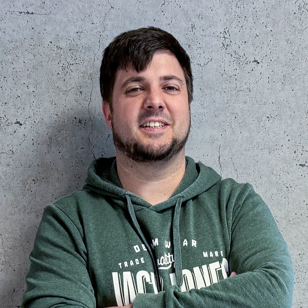 Nils Larfeld | Autohaus Lurz